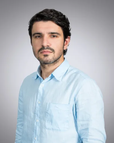 Александр Саркисов