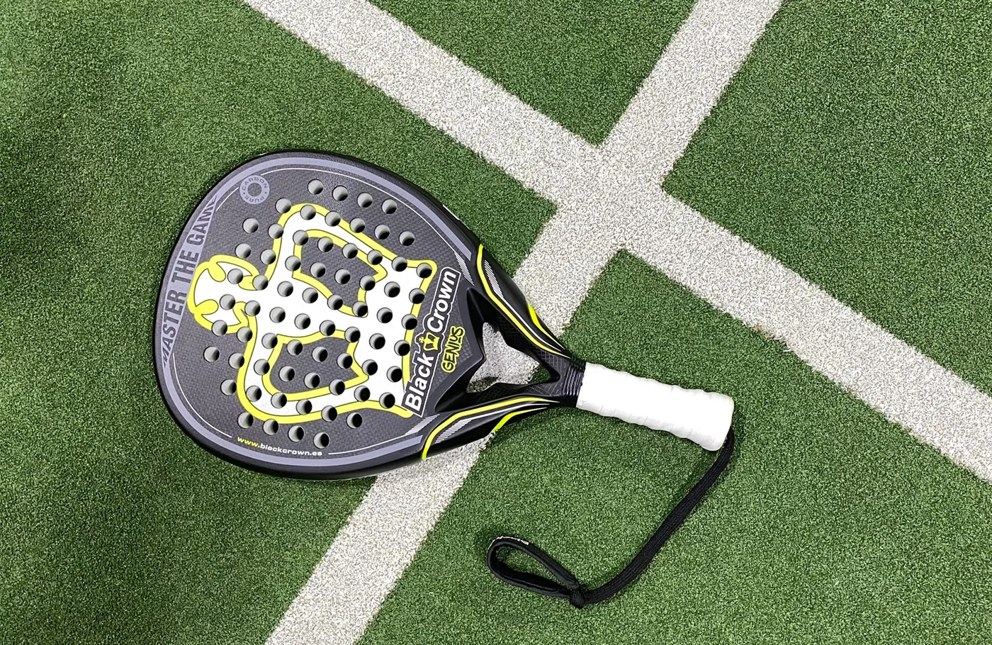 Иллюстрация к статье «Что такое Padel и с чем его едят в России»