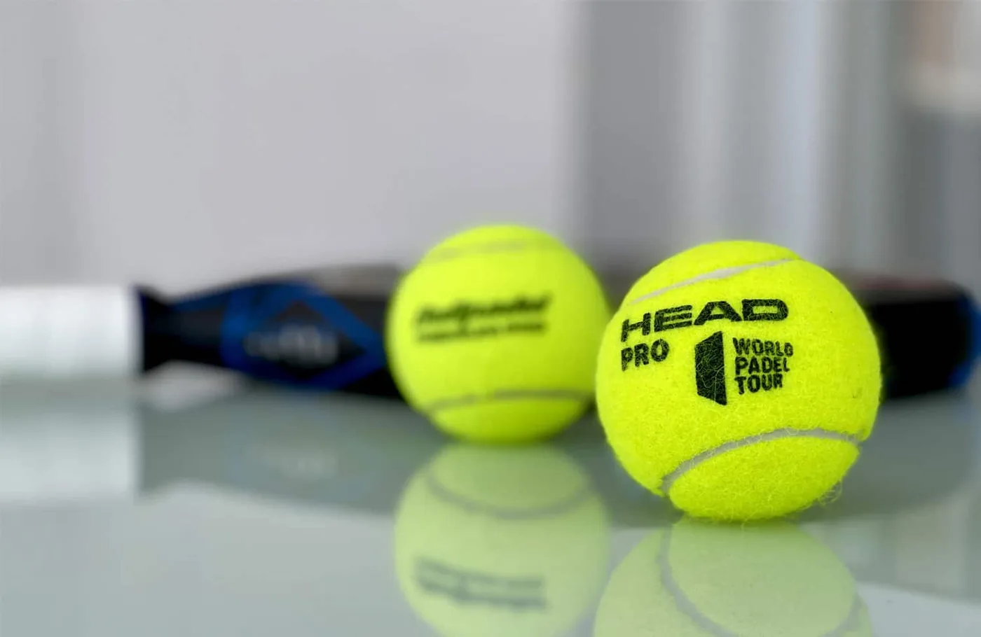 Иллюстрация к статье «Что такое Padel и с чем его едят в России»
